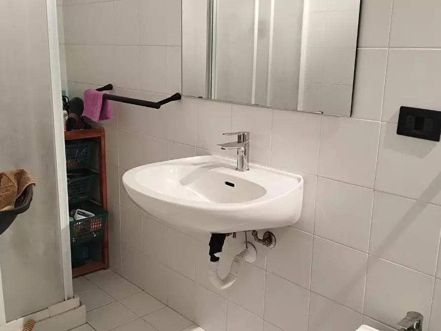 Immagine 13 di Appartamento in vendita  a Pisa