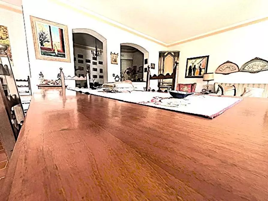 Immagine 45 di Appartamento in vendita  a Massa