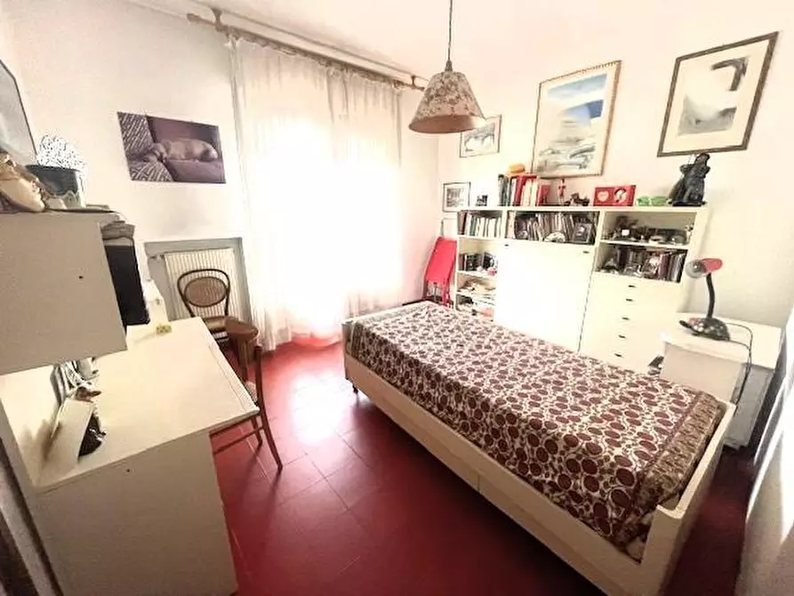 Immagine 20 di Appartamento in vendita  a Massa