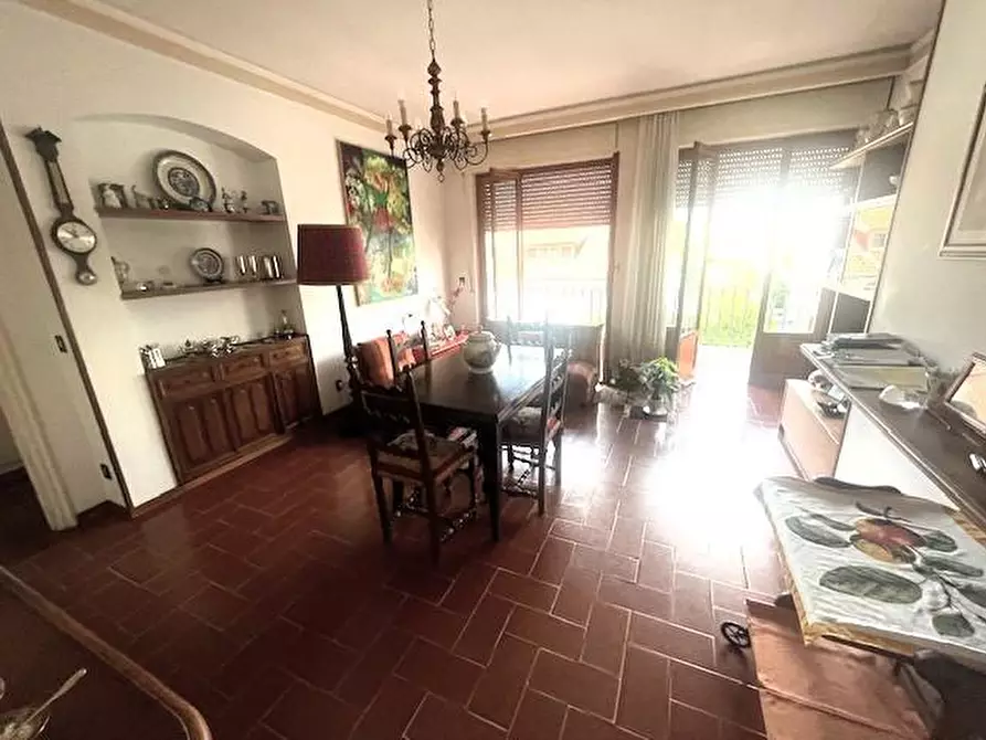 Immagine 27 di Appartamento in vendita  a Massa