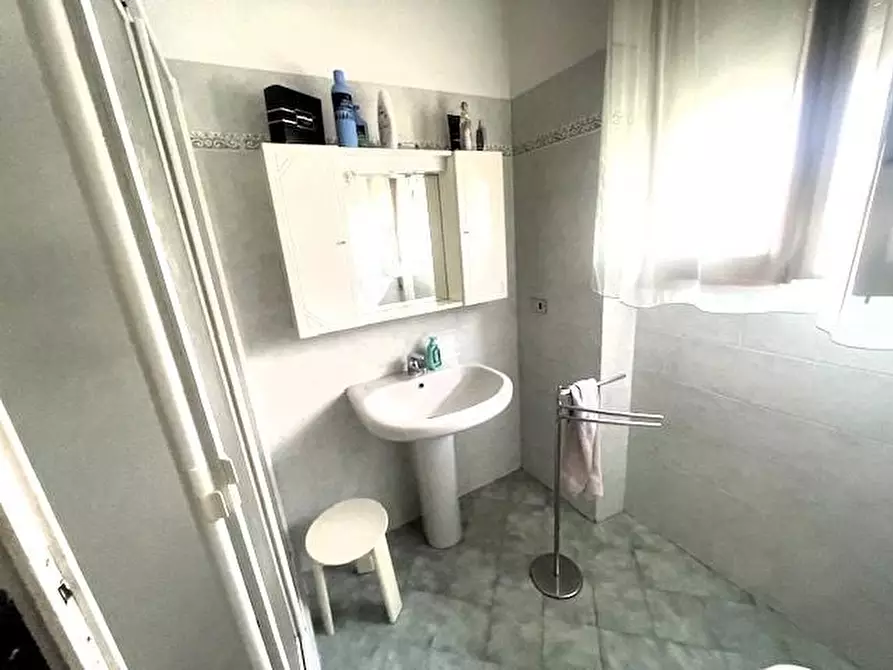 Immagine 28 di Appartamento in vendita  a Massa