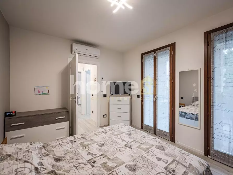 Immagine 22 di Appartamento in vendita  a Montecchio Emilia