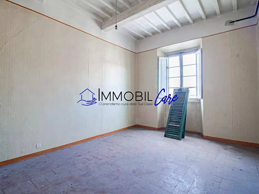 Immagine 9 di Appartamento in vendita  a Livorno