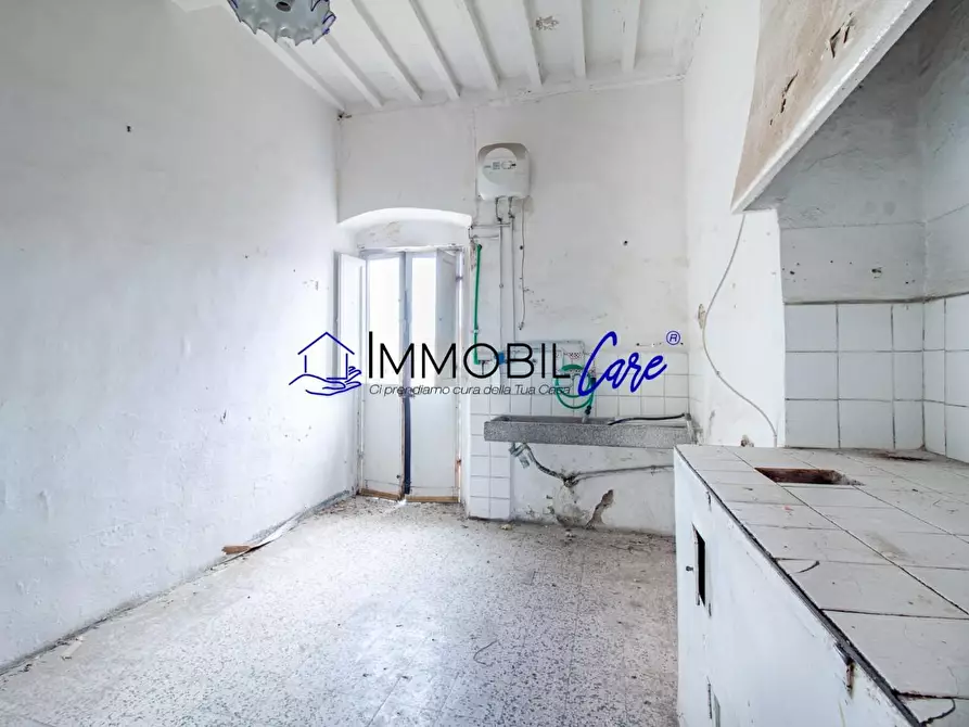 Immagine 4 di Appartamento in vendita  a Livorno