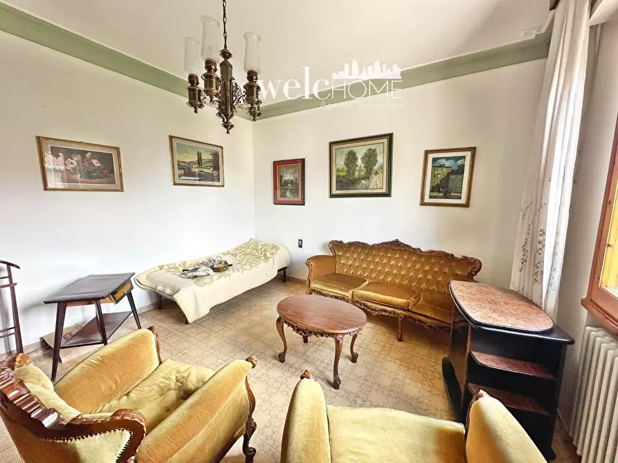 Immagine 28 di Appartamento in vendita  a Campi Bisenzio