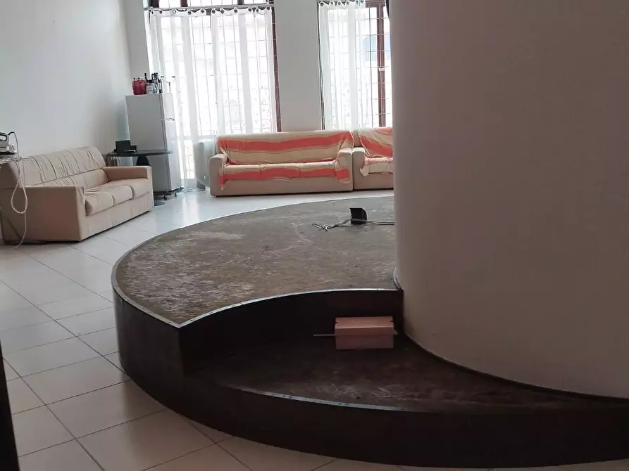 Immagine 10 di Appartamento in vendita  a Pisa