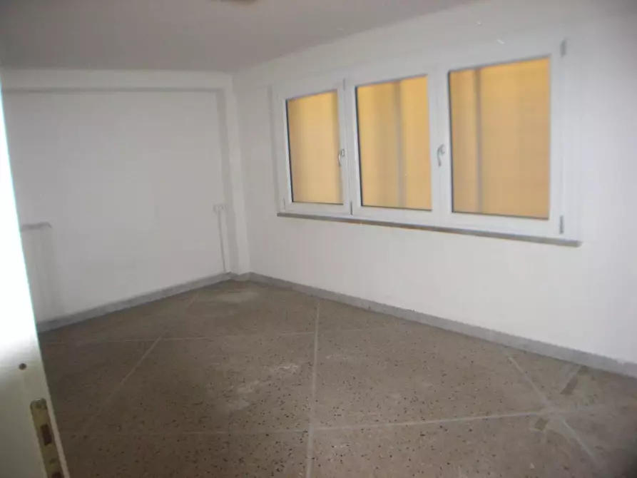 Immagine 7 di Ufficio in vendita  a Pisa