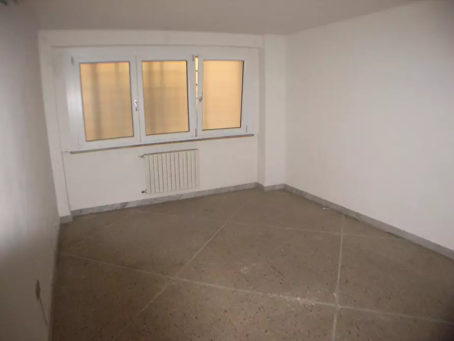 Immagine 5 di Ufficio in vendita  a Pisa