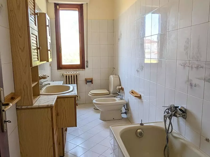 Immagine 8 di Casa indipendente in vendita  a Cerreto Guidi