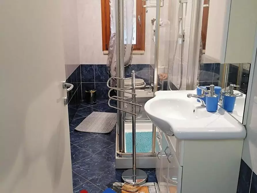 Immagine 7 di Appartamento in affitto  a Cerreto Guidi