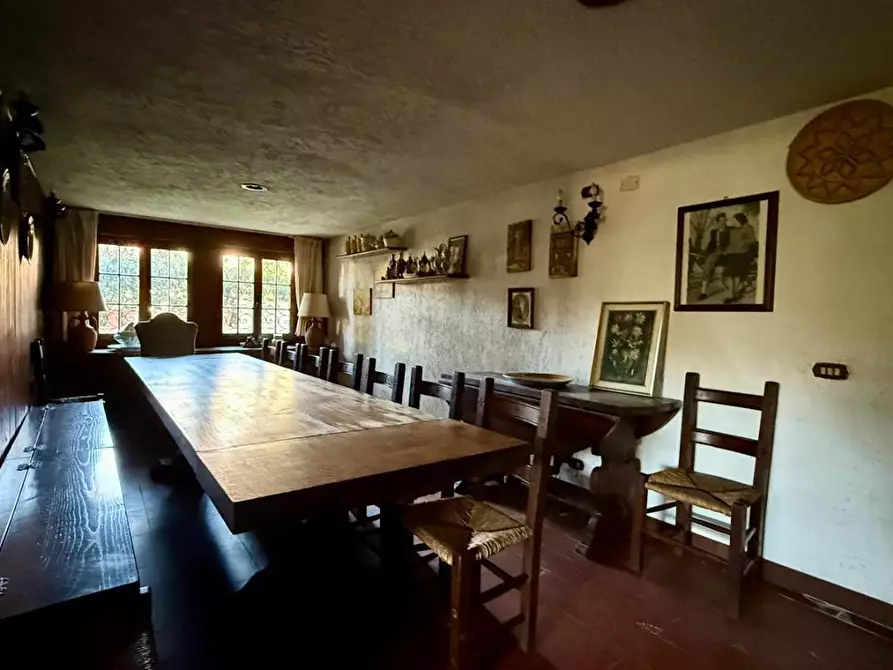 Immagine 17 di Villa in vendita  a Pietrasanta