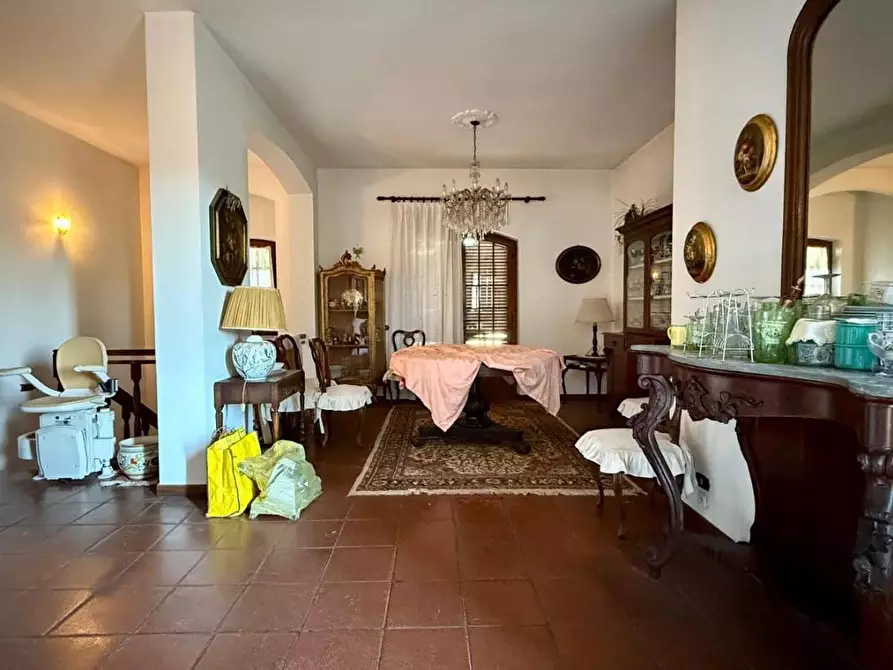 Immagine 19 di Villa in vendita  a Pietrasanta