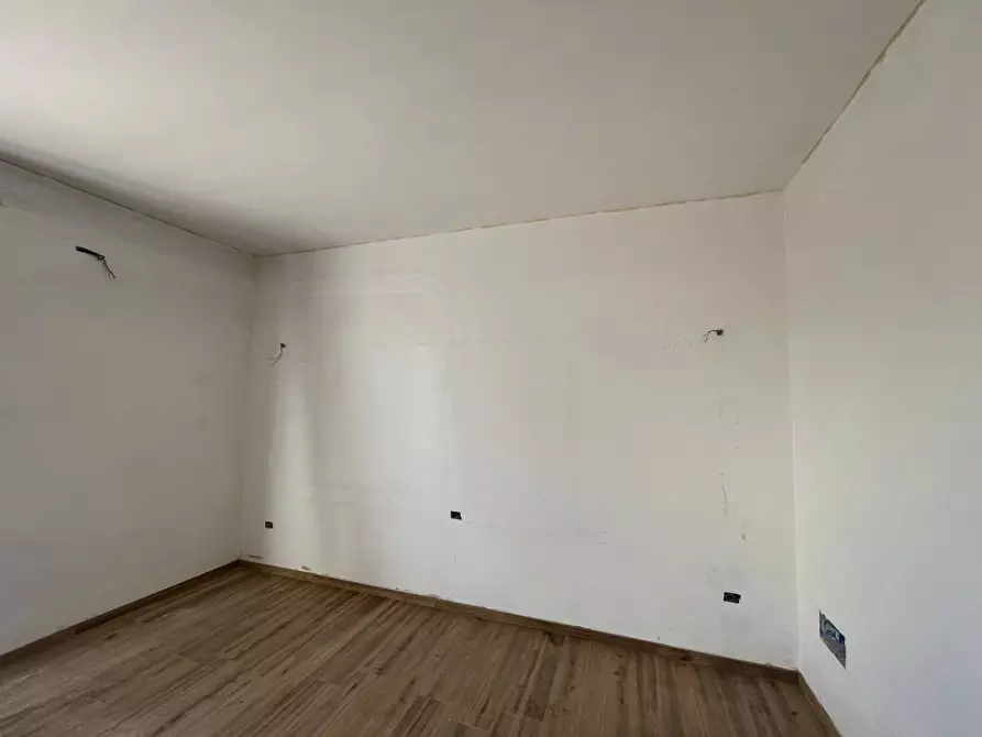 Immagine 9 di Appartamento in vendita  a Crispiano