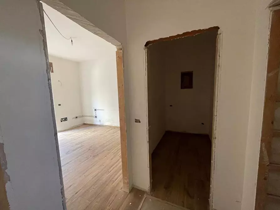 Immagine 14 di Appartamento in vendita  a Crispiano