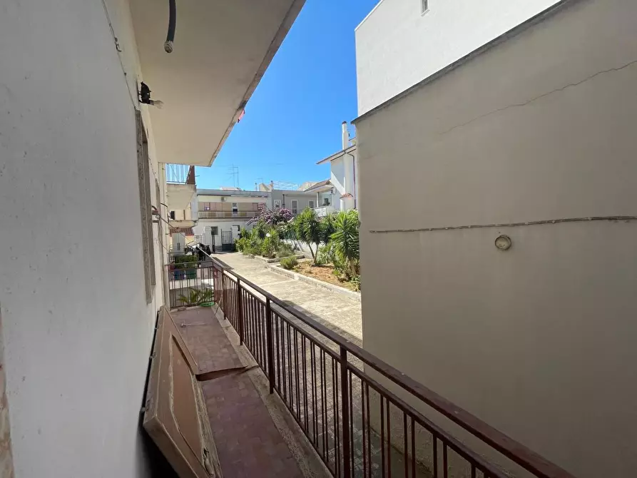 Immagine 23 di Appartamento in vendita  a Crispiano