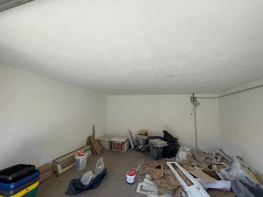 Immagine 25 di Appartamento in vendita  a Crispiano