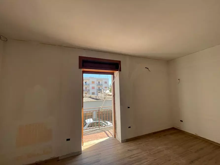 Immagine 10 di Appartamento in vendita  a Crispiano