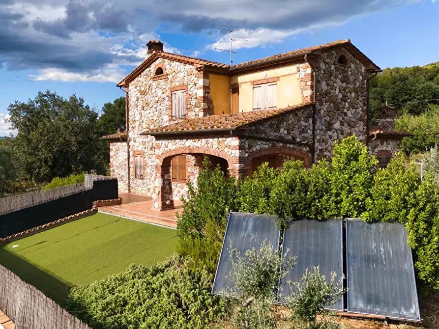 Immagine 4 di Villa in vendita  a Gavorrano