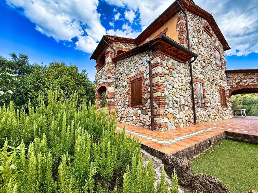Immagine 45 di Villa in vendita  a Gavorrano