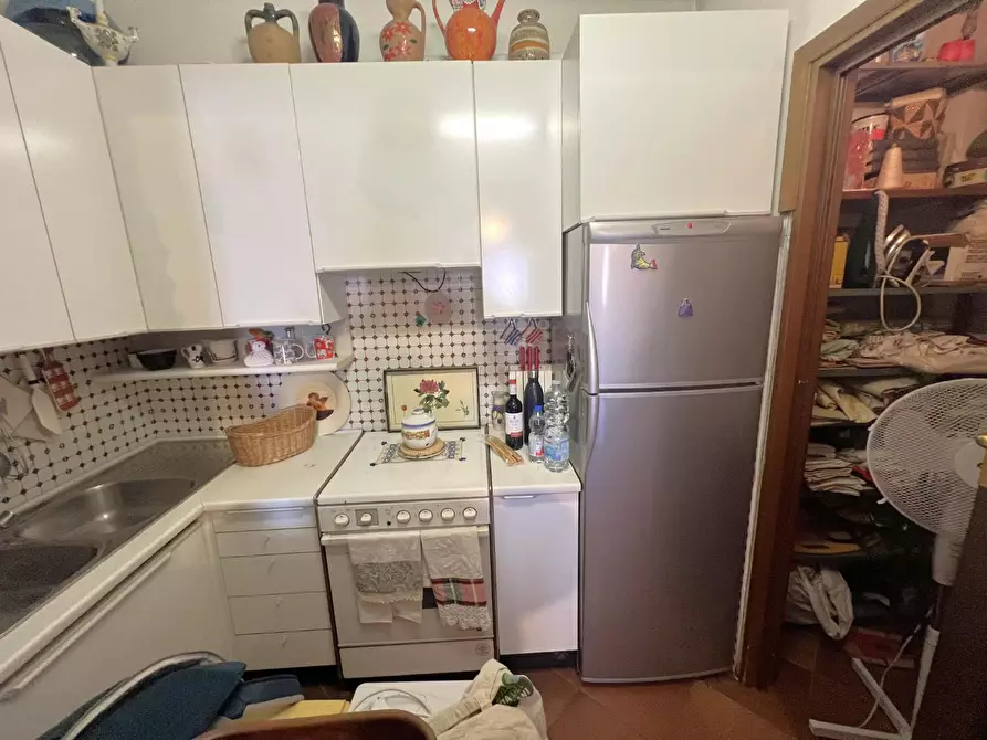 Immagine 8 di Appartamento in vendita  a Pisa