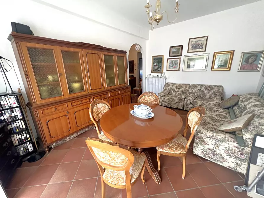 Immagine 3 di Appartamento in vendita  a Pisa