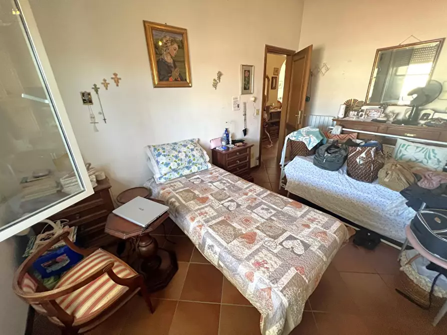 Immagine 13 di Appartamento in vendita  a Pisa