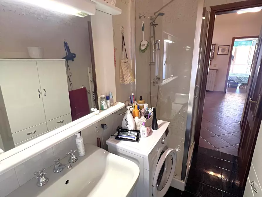 Immagine 16 di Appartamento in vendita  a Pisa