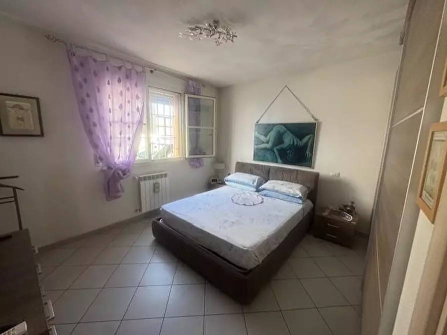 Immagine 13 di Appartamento in vendita  a Livorno