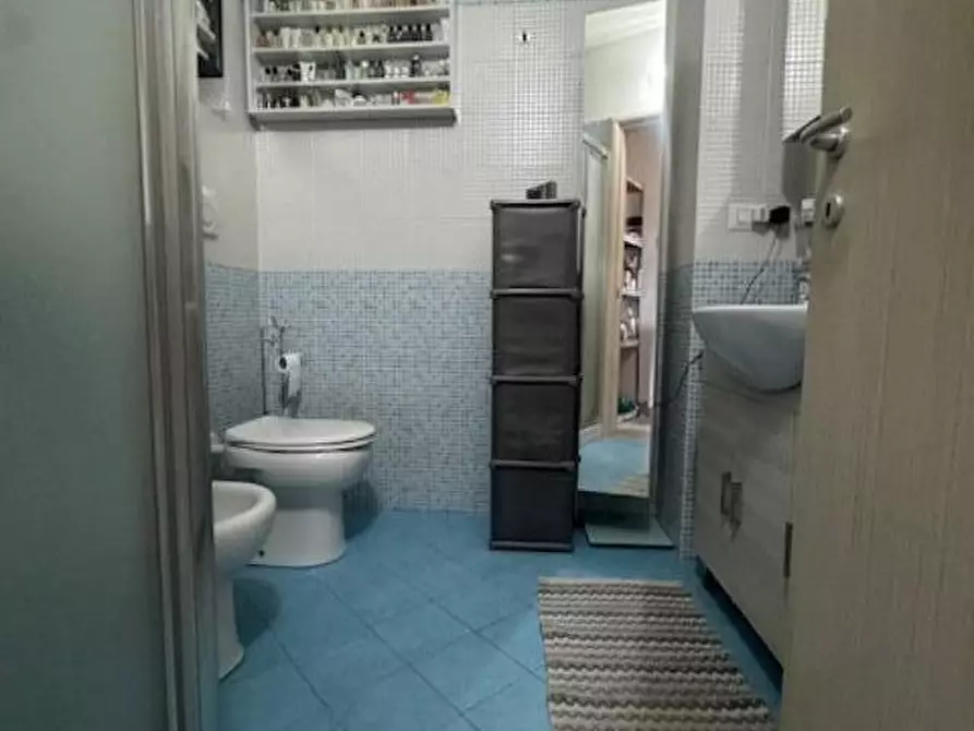 Immagine 26 di Appartamento in vendita  a Livorno