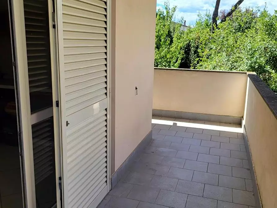 Immagine 2 di Appartamento in vendita  a Campi Bisenzio