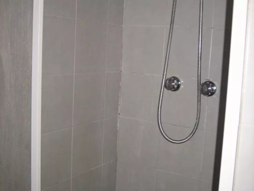 Immagine 17 di Appartamento in vendita  a Pisa