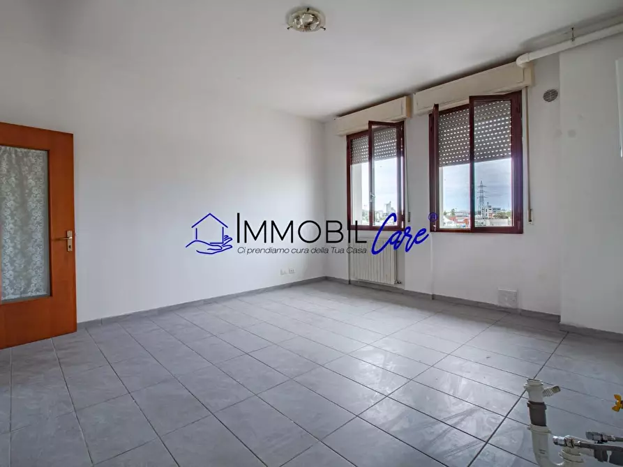 Immagine 2 di Appartamento in vendita  a Collesalvetti