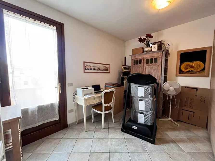 Immagine 41 di Appartamento in vendita  a Castellina Marittima