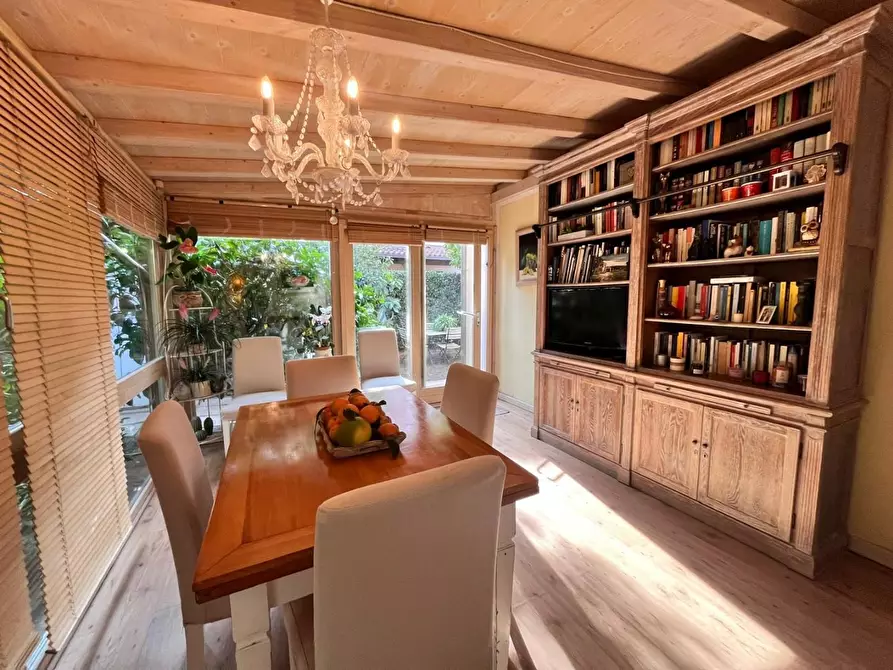 Immagine 15 di Appartamento in vendita  a Castellina Marittima