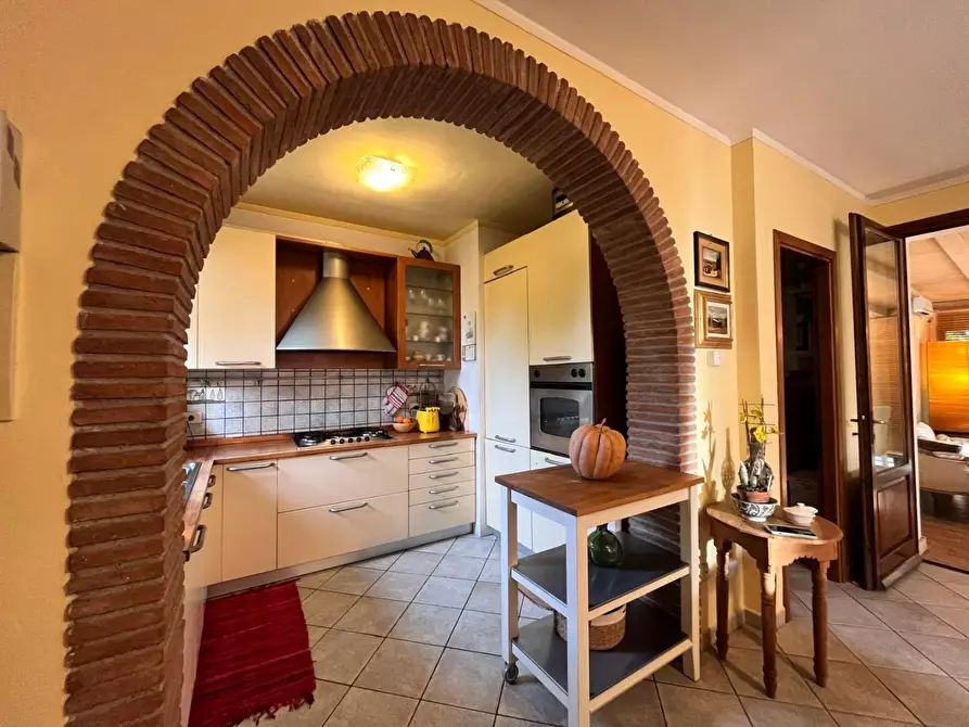 Immagine 6 di Appartamento in vendita  a Castellina Marittima