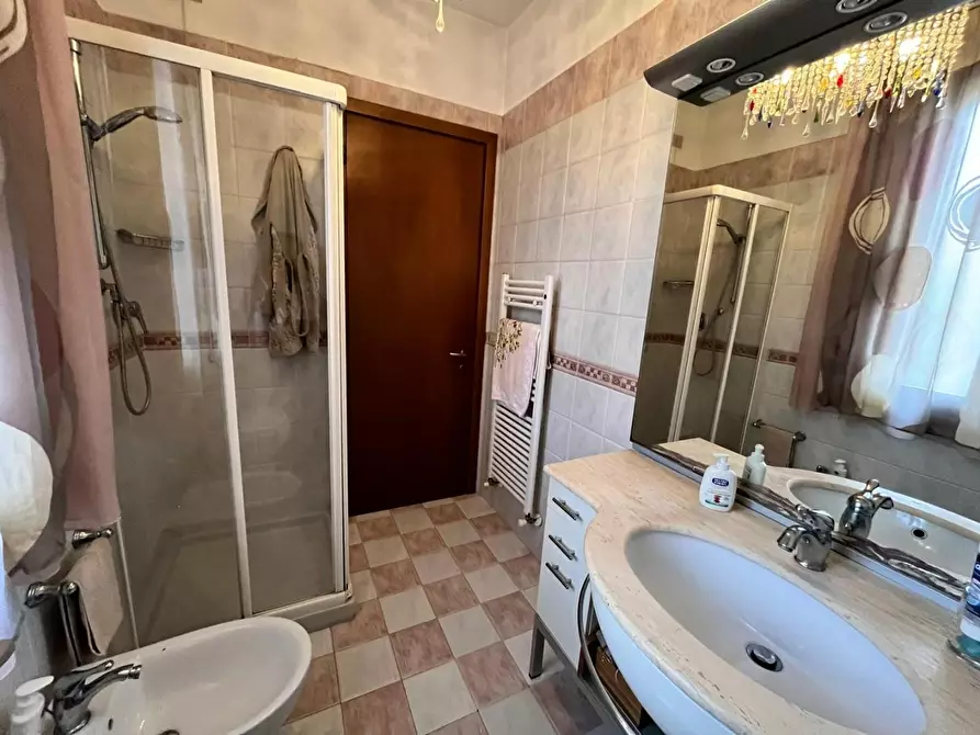 Immagine 36 di Appartamento in vendita  a Castellina Marittima