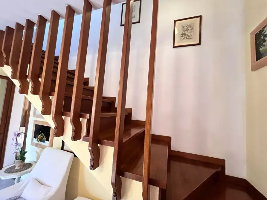 Immagine 24 di Appartamento in vendita  a Castellina Marittima