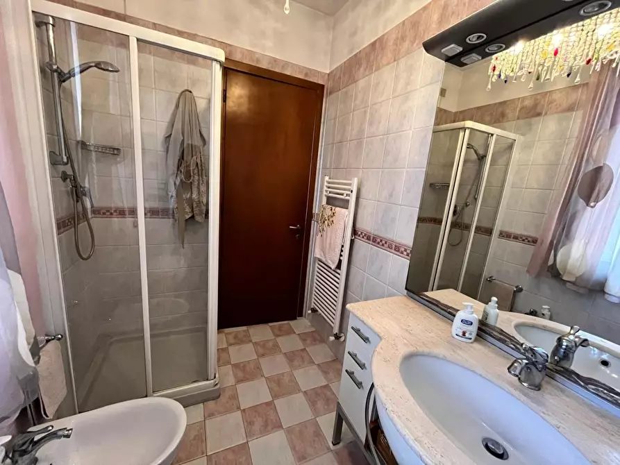 Immagine 43 di Appartamento in vendita  a Castellina Marittima