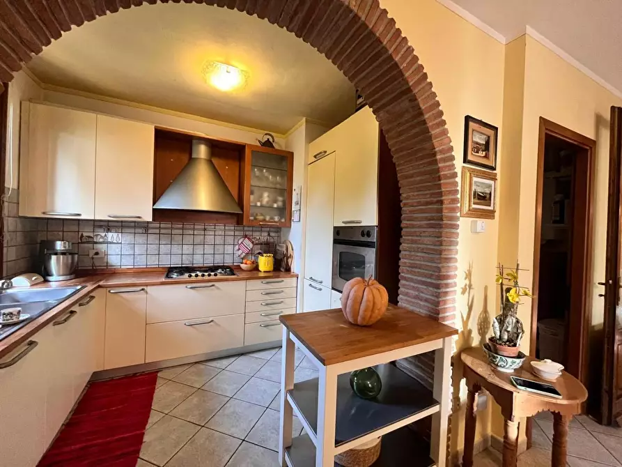 Immagine 7 di Appartamento in vendita  a Castellina Marittima