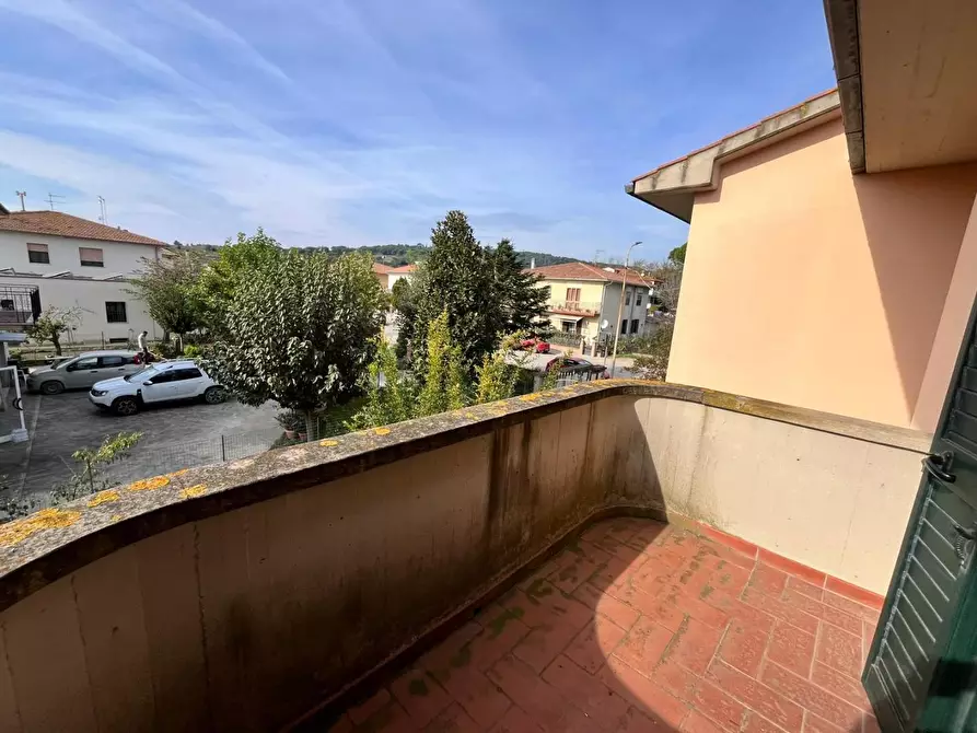 Immagine 29 di Appartamento in vendita  a Castellina Marittima