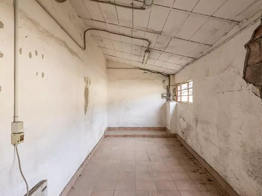 Immagine 41 di Capannone industriale in vendita  a Bientina