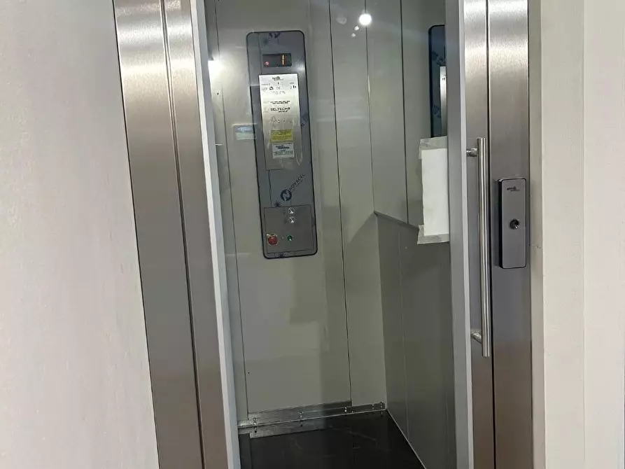 Immagine 2 di Appartamento in vendita  a Empoli