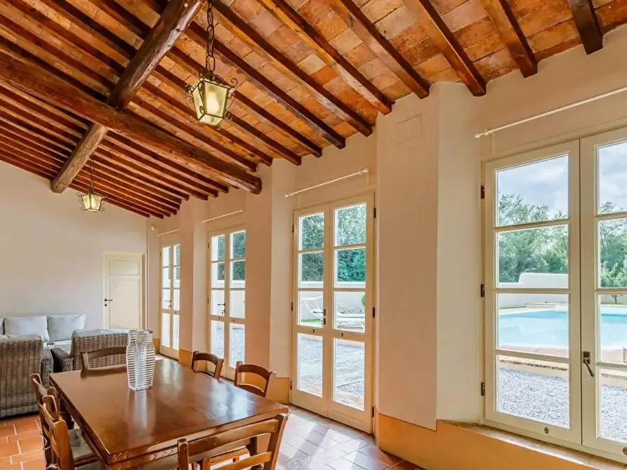 Immagine 11 di Villa in vendita  a Fauglia