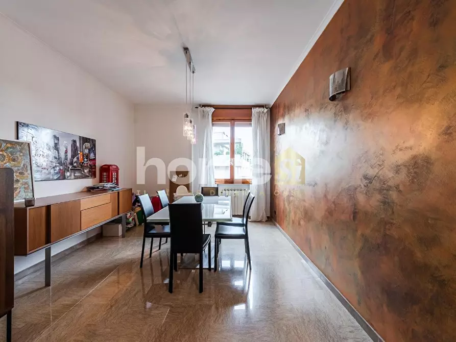 Immagine 5 di Appartamento in vendita  a Modena