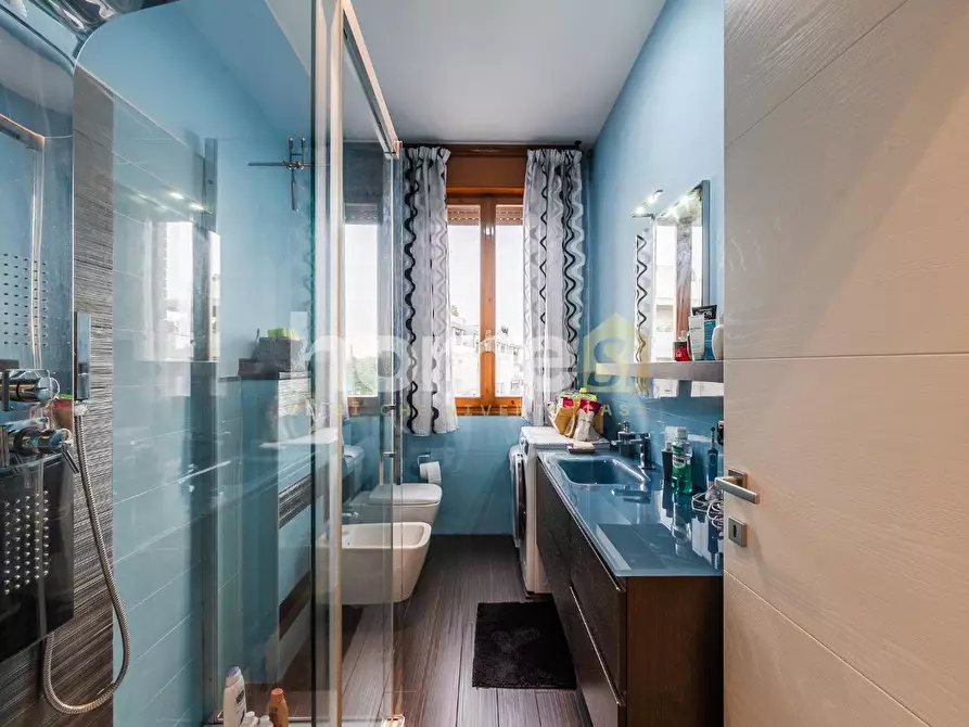 Immagine 14 di Appartamento in vendita  a Modena