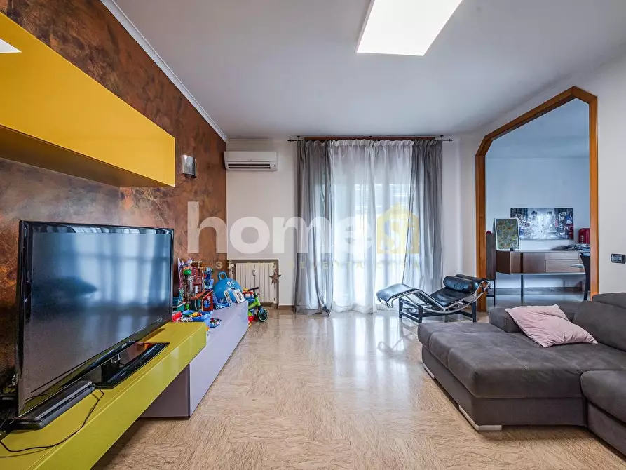 Immagine 2 di Appartamento in vendita  a Modena