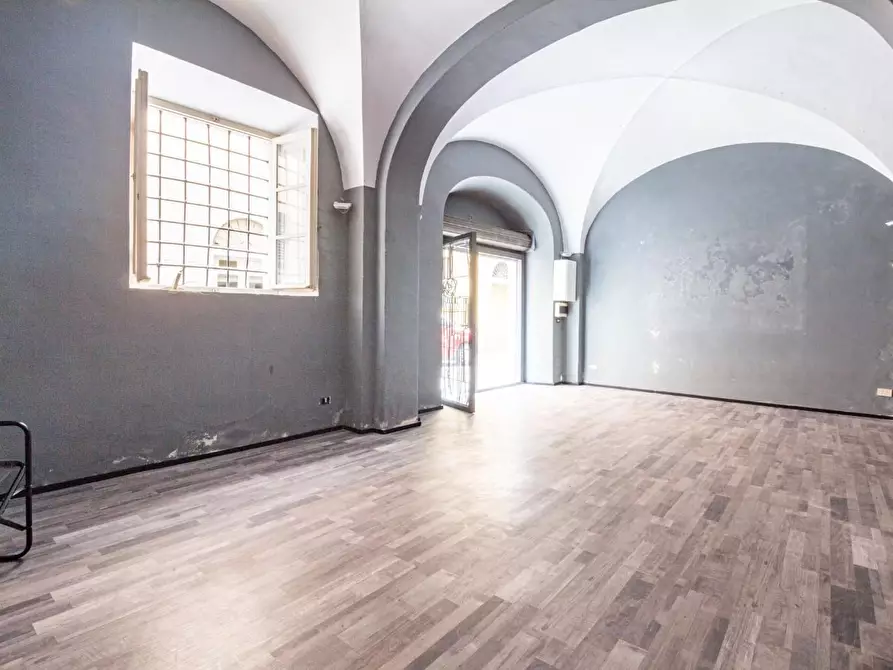 Immagine 5 di Locale commerciale in affitto  a Pisa