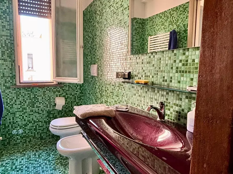 Immagine 12 di Appartamento in vendita  a Pisa