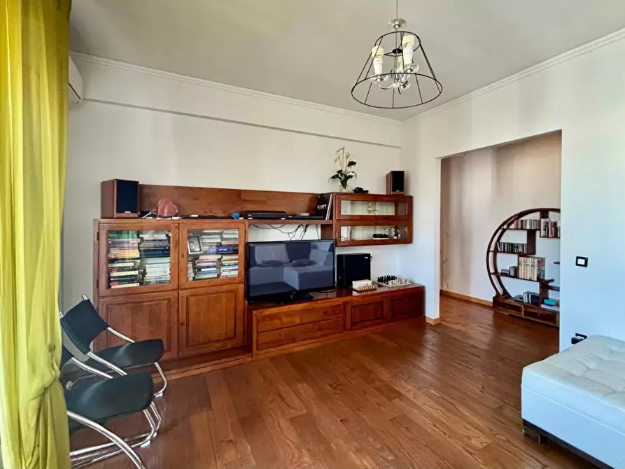 Immagine 9 di Appartamento in vendita  a Pisa