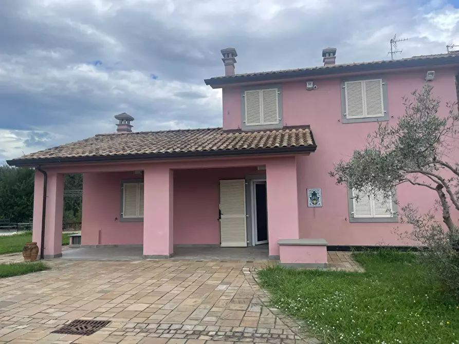 Immagine 17 di Casa semindipendente in vendita  a Castelnuovo Magra